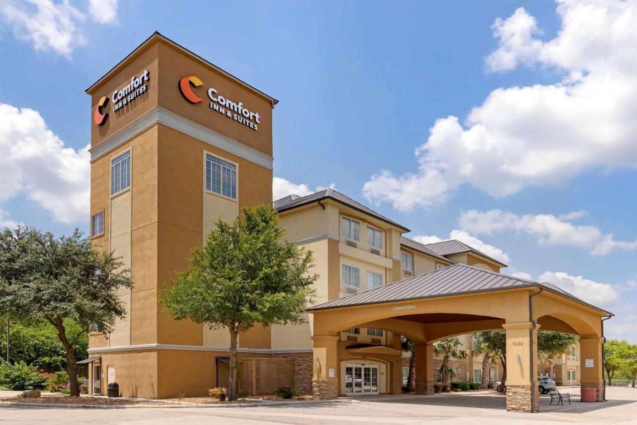 Comfort Inn & Suites Near Six Flags & Medical Center San Antonio Dış mekan fotoğraf