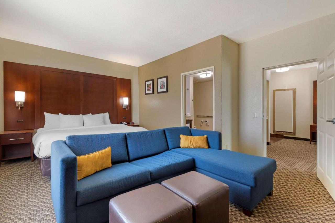 Comfort Inn & Suites Near Six Flags & Medical Center San Antonio Dış mekan fotoğraf