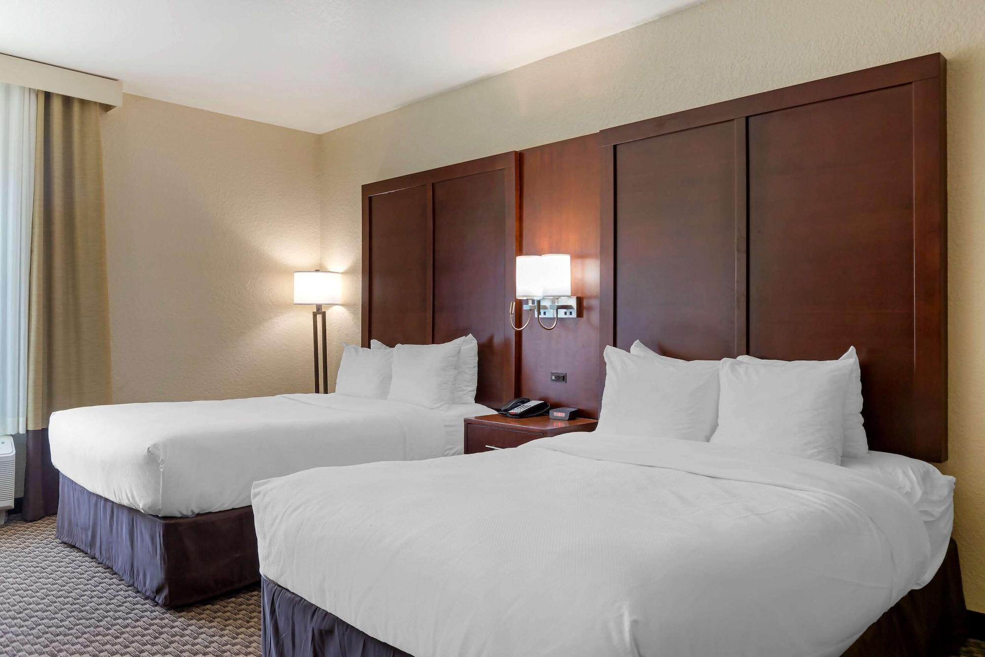Comfort Inn & Suites Near Six Flags & Medical Center San Antonio Dış mekan fotoğraf