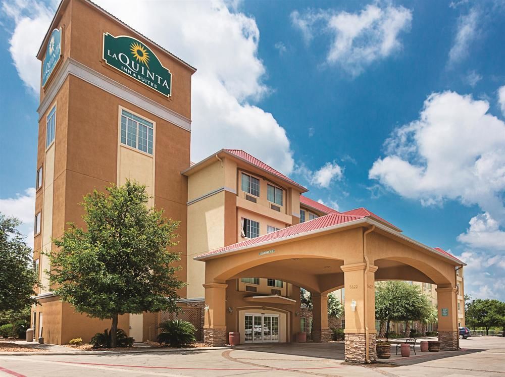 Comfort Inn & Suites Near Six Flags & Medical Center San Antonio Dış mekan fotoğraf