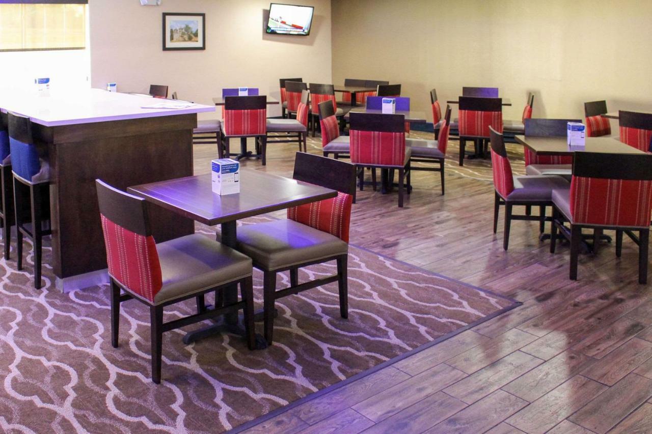 Comfort Inn & Suites Near Six Flags & Medical Center San Antonio Dış mekan fotoğraf
