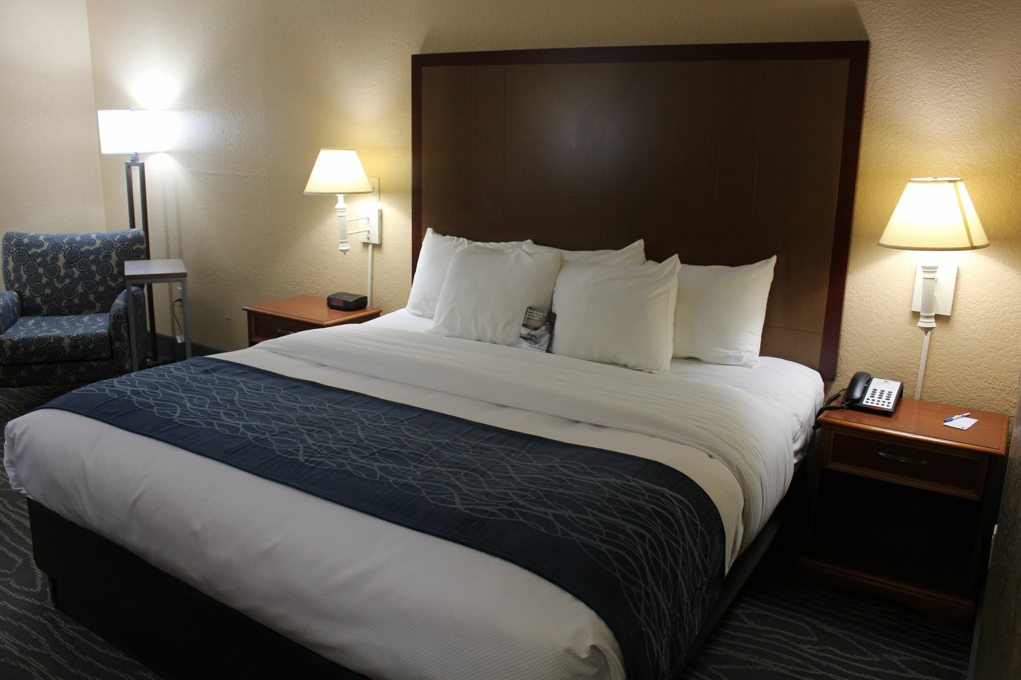 Comfort Inn & Suites Near Six Flags & Medical Center San Antonio Dış mekan fotoğraf